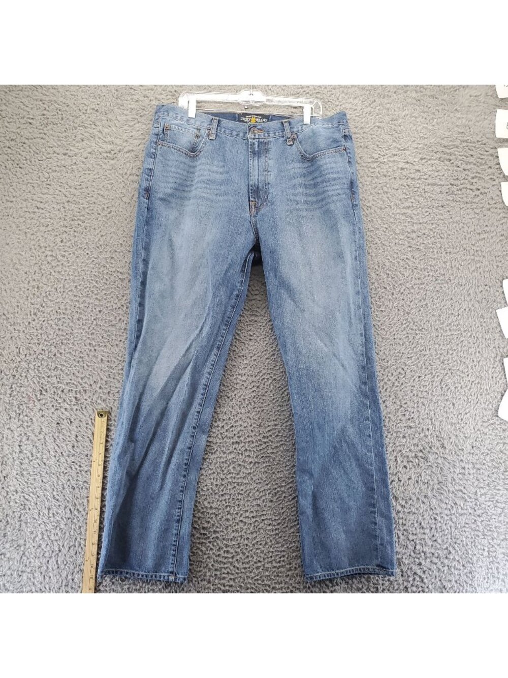 Lucky Brand Jeans Mens 38x34 Blue 181 Relaxed Straight Denim *Read*